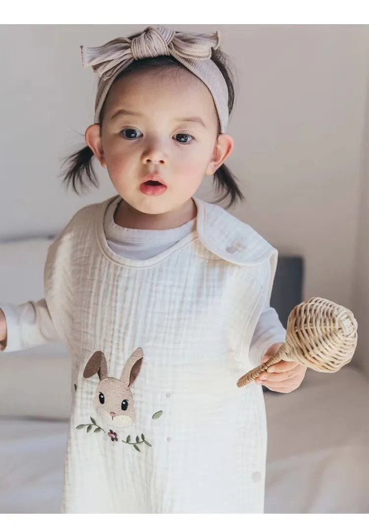 Sleeping Bags Cotton Embroidery Muslin Baby Sleeping Bag Summer Sleepsack Babies Accessories Thin Gauze Vest Pajamas Anti-Kick Quilt 231031