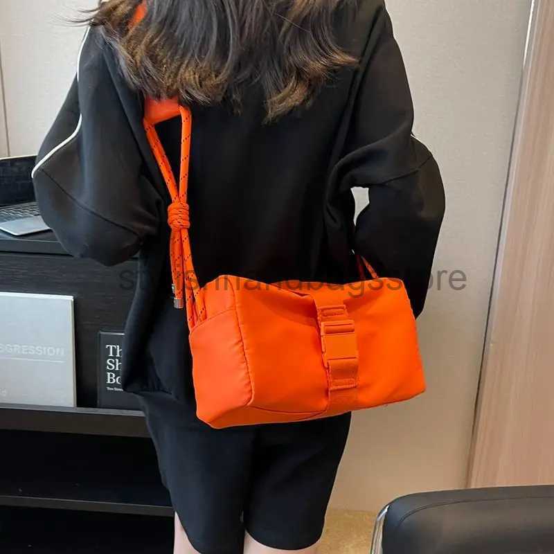 Shoulder Bags Women's toast bag waterproof nylon office women's capacity red solid color casual simplestylishhandbagsstore