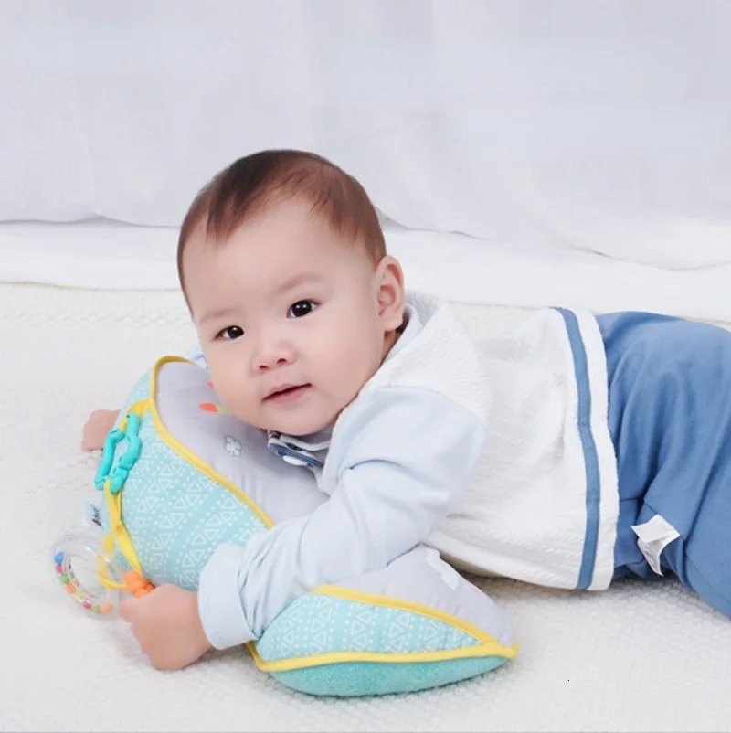 Pillows Baby Pillow Tummy Time Toy Lying Pillow High Contrast Double-Sided Sensory Toy born Head-up Training Baby Pillows Gifts 231031