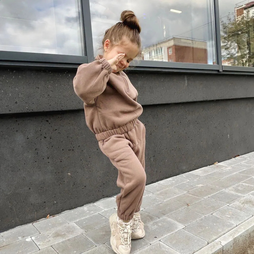 Clothing Sets Childrens Fleece Suits Half Zipper Insulate Sportwear Autumn Baby Boy Girl Clothes Set Pullover Sweater Jacket Top Pants Outfit 231030