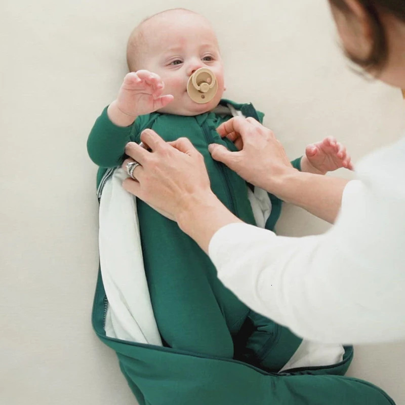Sleeping Bags Bamboo Fiber Baby Sleeping Bag Soft Comfortable Zipper Infant Sleep Sack Sleeveless Sleep Bags For born 231031