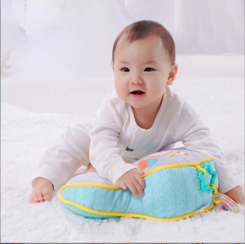 Pillows Baby Pillow Tummy Time Toy Lying Pillow High Contrast Double-Sided Sensory Toy born Head-up Training Baby Pillows Gifts 231031