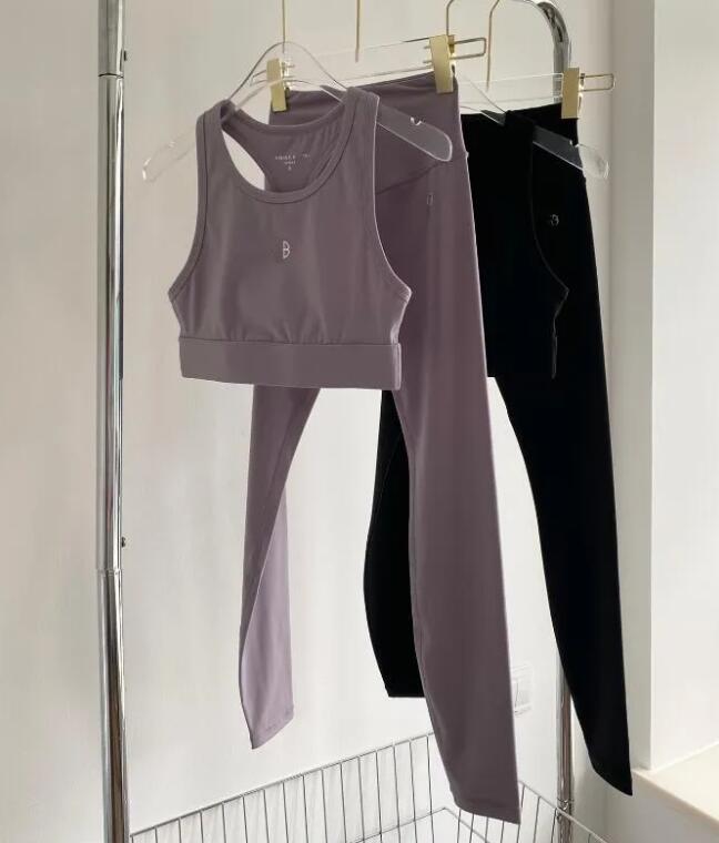 Womens Summer Tracksuits Yogo Clothes High Neck Short Vest Letter Print Gym Leggings