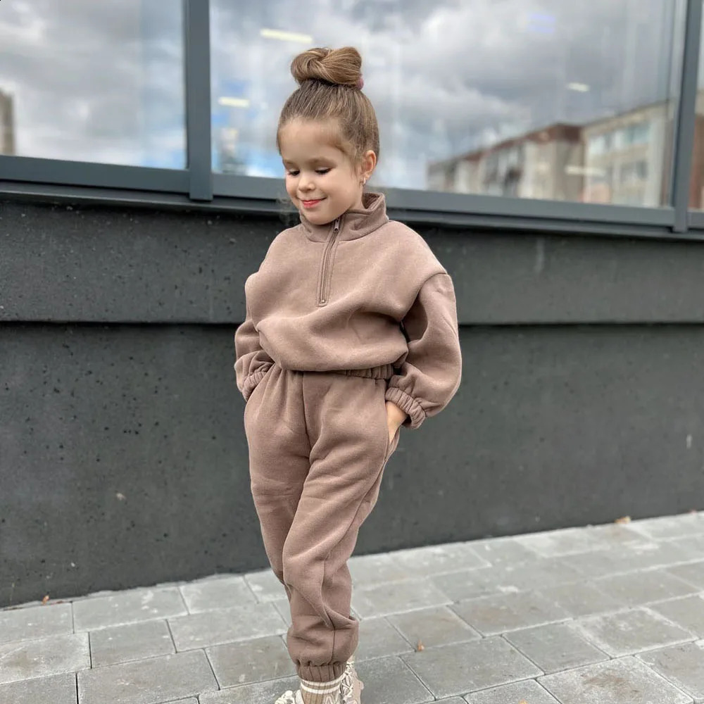 Clothing Sets Childrens Fleece Suits Half Zipper Insulate Sportwear Autumn Baby Boy Girl Clothes Set Pullover Sweater Jacket Top Pants Outfit 231030