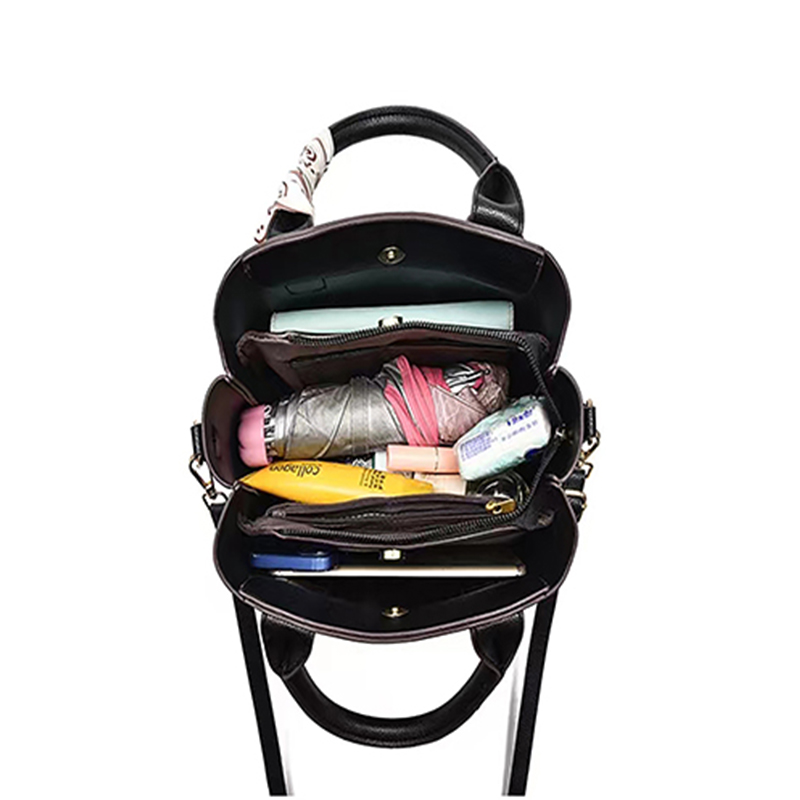 designer tote Fashionable handbag for women with large capacity, new trendy and atmospheric middle-aged mother, women's cross body commuting bag