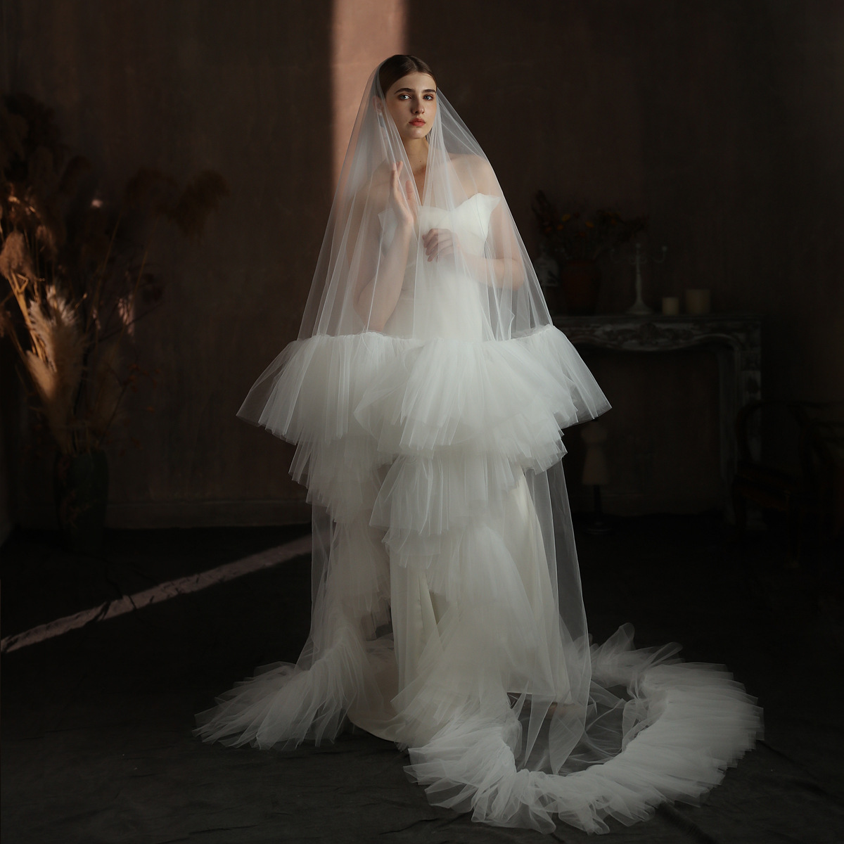 Stunning Wedding Veil Long Court Train Bridal Veils 2 Layers Tulle with Comb