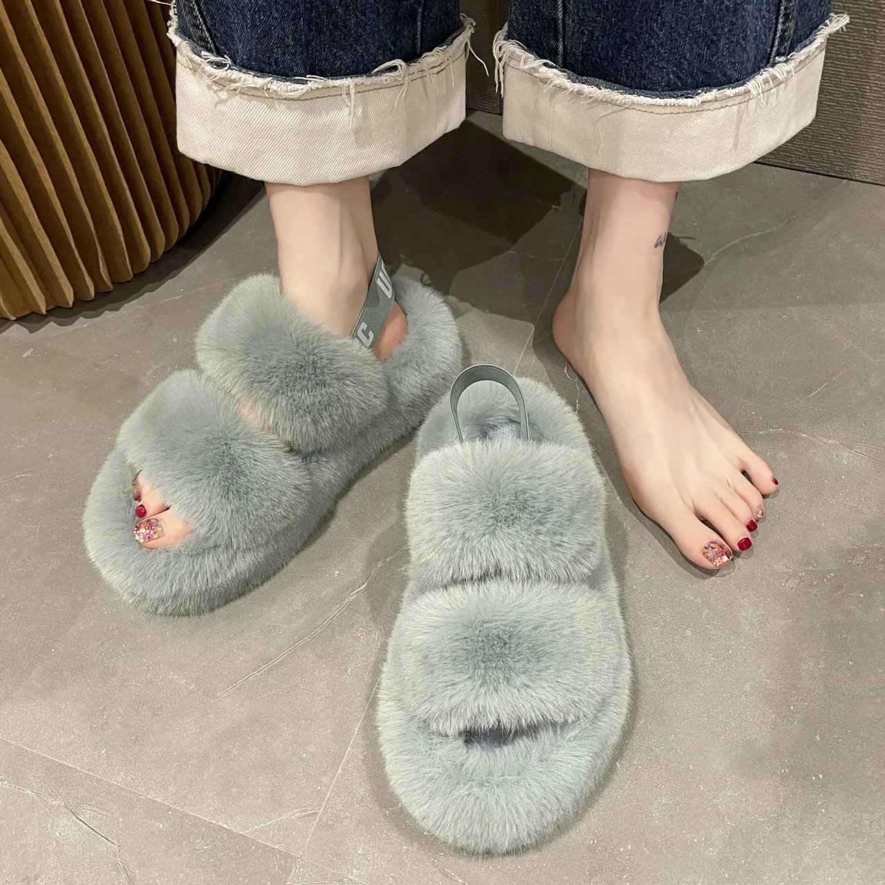 Autumn Thick Bottom Platform Fur Slippers Soft Comfort Furry Slides Fashion Outdoor House Indoor Shoes for Women