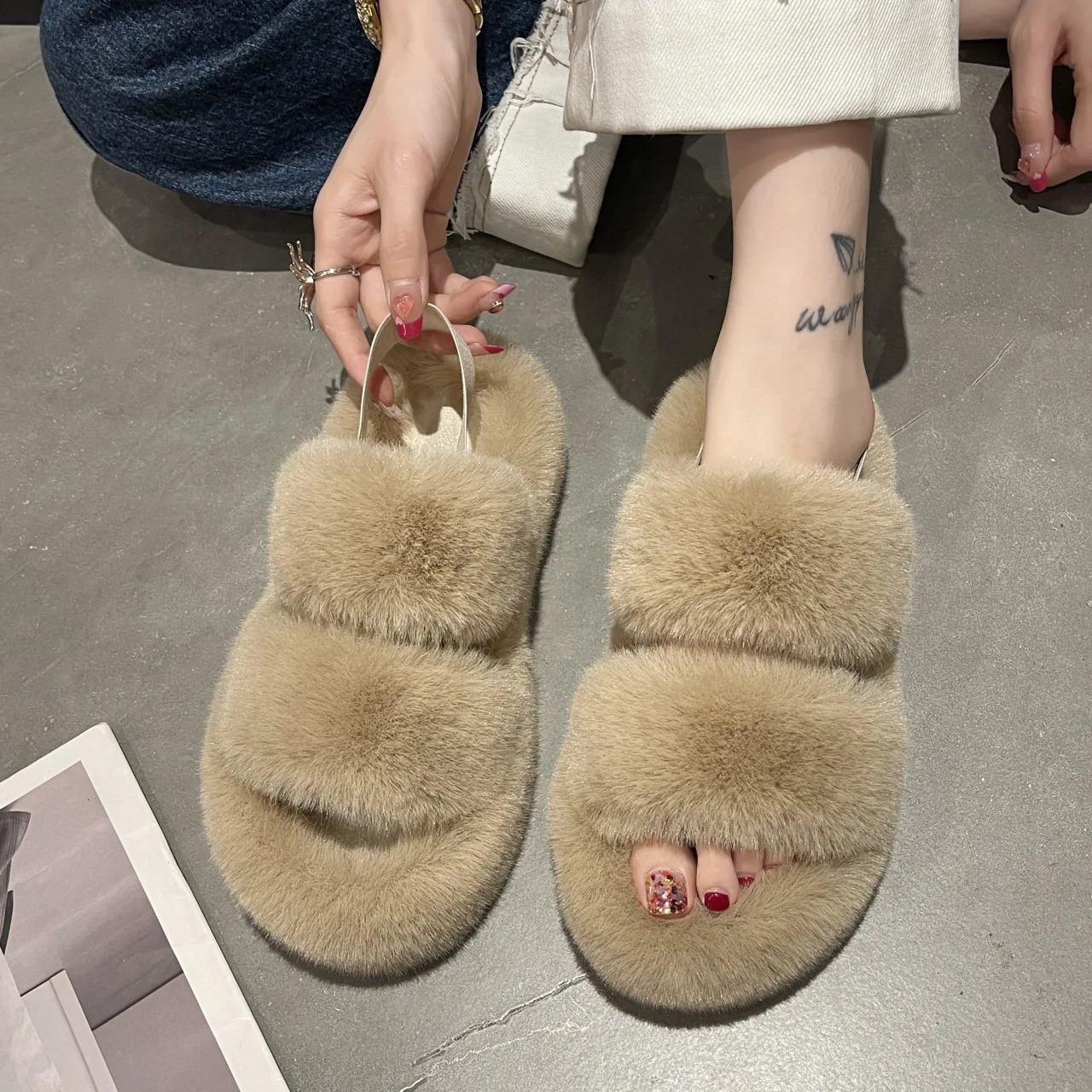 Autumn Thick Bottom Platform Fur Slippers Soft Comfort Furry Slides Fashion Outdoor House Indoor Shoes for Women