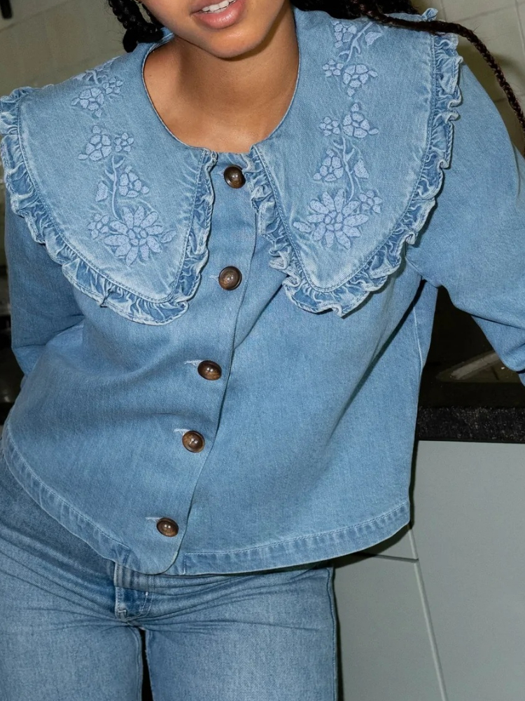 Womens Jackets Autumn and Winter Blue Embroidery Doll Collar Women Casual Longsleeved Jacket Short Denim Jacket 220901