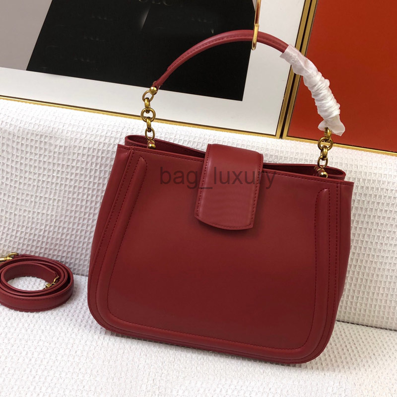 Quality Top Crossbody Bag Cowhide Leather Handbag Purse Double Interlayer Pearl Letter Fashion Small Tote Shoulder Bags, Customize
Quality Top Crossbody Bag Cowhide Leather Handbag Purse Double Interlayer Pearl Letter Fashion Small Tote Shoulder Bags, Customize