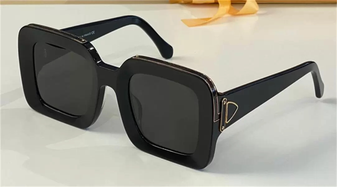 New fashion design sunglasses Japanese artist joint style Z1592W exquisite square frame simple and versatile uv400 protective glasses WITH BOX
New fashion design sunglasses Japanese artist joint style Z1592W exquisite square frame simple and versatile uv400 protective glasses WITH BOX