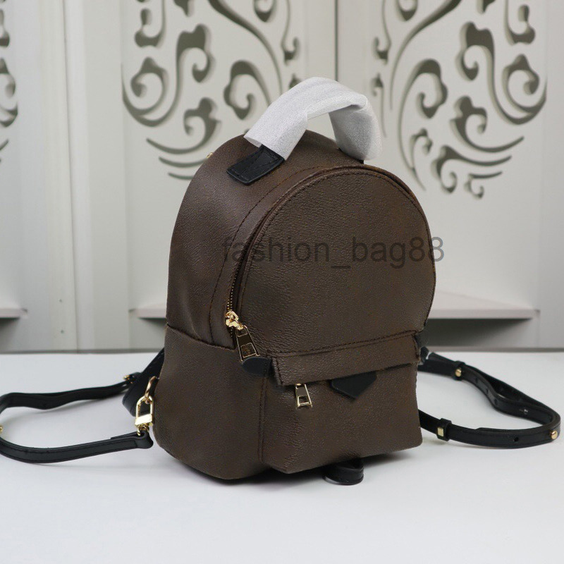 Messenger bag hot women fashion backpack male travel backpack mochilas school mens leather business bag large laptop shopping travel bag 202, 88
Messenger bag hot women fashion backpack male travel backpack mochilas school mens leather business bag large laptop shopping travel bag 202, 88