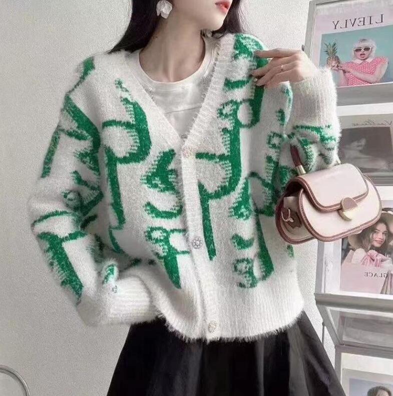 New Women's Sweater Cardigan Coat F Stand-up Collar Loose knitted Sweater Female Casual Outerwear, Green
New Women's Sweater Cardigan Coat F Stand-up Collar Loose knitted Sweater Female Casual Outerwear, Green