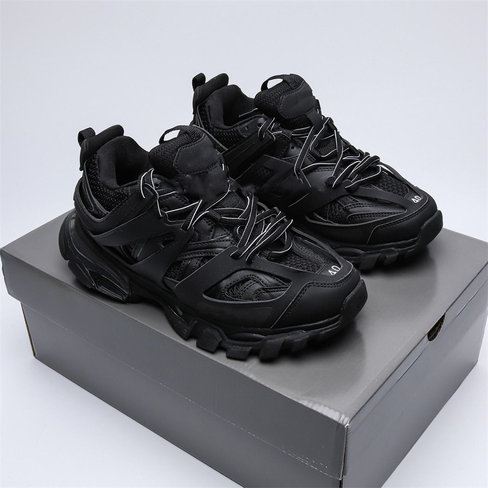 2022 Luxury brand Designer Men Women Casual Shoes Track 3 3.0 Triple white black Sneakers Tess.s. Gomma leather Trainer Nylon Printed Platform trainers shoe, #6
2022 Luxury brand Designer Men Women Casual Shoes Track 3 3.0 Triple white black Sneakers Tess.s. Gomma leather Trainer Nylon Printed Platform trainers shoe, #6