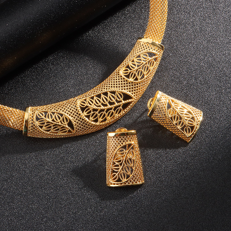 Other Jewelry Sets Dubai Leaf Gold Plated For Women African Bridal Wedding Gifts Party Necklace Earrings Ring Bracelet Set 220831