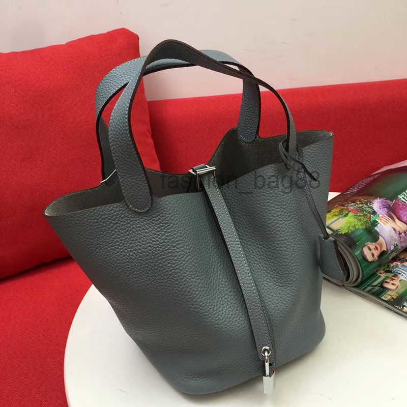 happybuybagClassic Hotselling Vegetable Basket Bags Picotin Lock Female Genuine Leather Brand Fashion HighQuality Handbag Large Capacity Bucket 2022, 88
happybuybagClassic Hotselling Vegetable Basket Bags Picotin Lock Female Genuine Leather Brand Fashion HighQuality Handbag Large Capacity Bucket 2022, 88