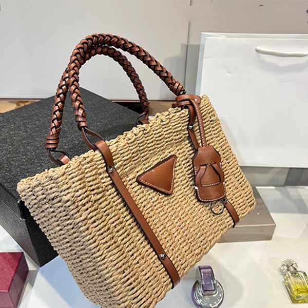 High quality 2022 new fashion tote straw bag Pearl chain portable bucket bags foreign style messenger rattan bag cabbage basket large capaci, 42
High quality 2022 new fashion tote straw bag Pearl chain portable bucket bags foreign style messenger rattan bag cabbage basket large capaci, 42
