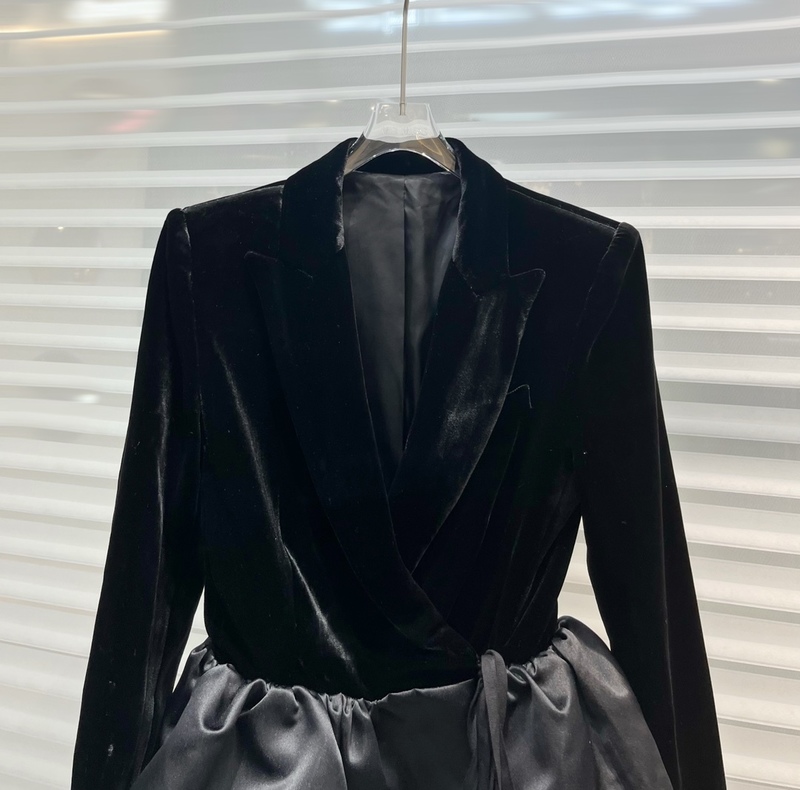 Womens Jackets women fashion high quality long sleeve lapel laceup jacket 0822 220901