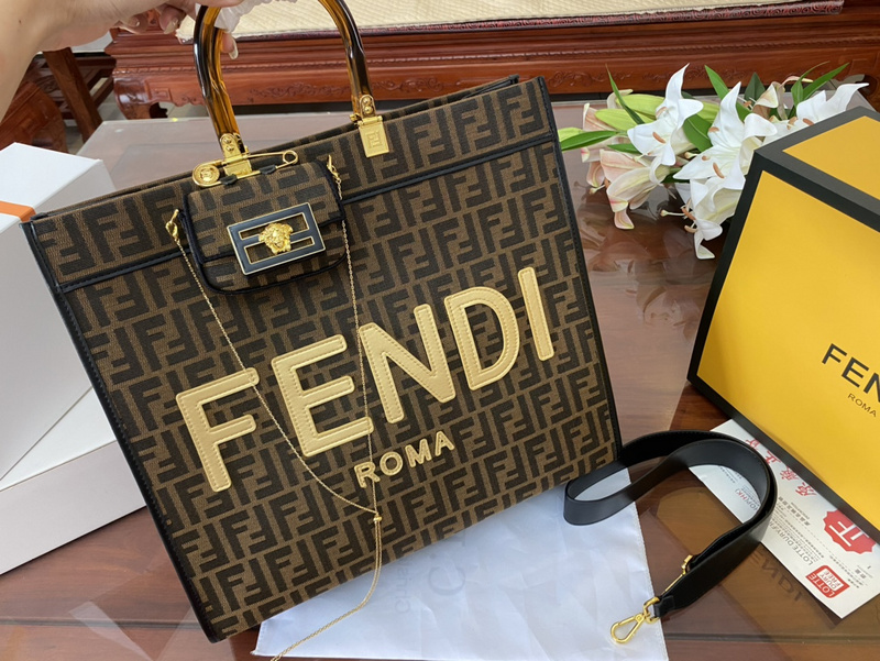 Luxury Designer Versace Cases Women FENDI Baguette Bags Flap Crossbody Peekaboo handbag Leather shoulder Shopping Signaux Men FIRST Peekaboo Tote Bag nwheg
Luxury Designer Versace Cases Women FENDI Baguette Bags Flap Crossbody Peekaboo handbag Leather shoulder Shopping Signaux Men FIRST Peekaboo Tote Bag nwheg