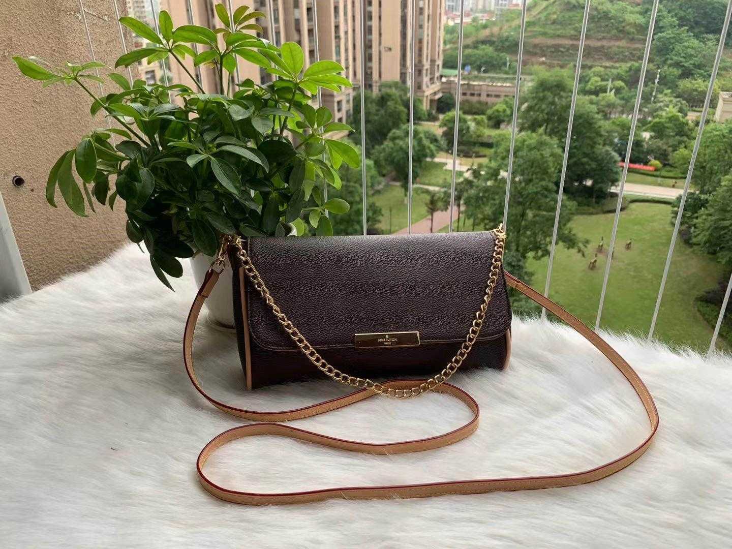 2023 Womens messenger bag Fashion luxurys designers bags men bag mens Shoulder L, 1-old flower
2023 Womens messenger bag Fashion luxurys designers bags men bag mens Shoulder L, 1-old flower