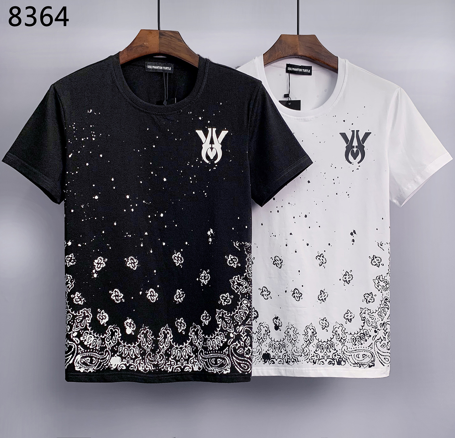 Dsq Men'st-shirts Mens Designer t Shirts Black White Bandana Bleach Ma Tee Men Summer Fashion Casual Streetwear Hip Hop Tees Short
Dsq Men'st-shirts Mens Designer t Shirts Black White Bandana Bleach Ma Tee Men Summer Fashion Casual Streetwear Hip Hop Tees Short