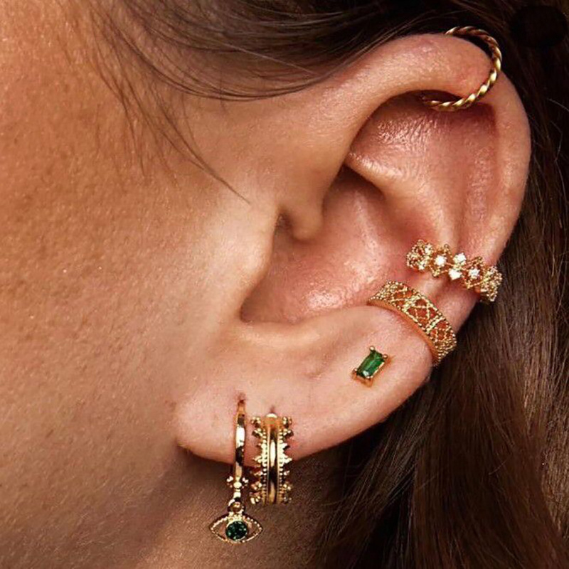 Women's Ear Cuff Bohemia Clip ear discharge Earrings Set 6 Pcs/Lot Shiny Crystal Eye Cubic Zircon Stone Minimal Earring Stud
Women's Ear Cuff Bohemia Clip ear discharge Earrings Set 6 Pcs/Lot Shiny Crystal Eye Cubic Zircon Stone Minimal Earring Stud