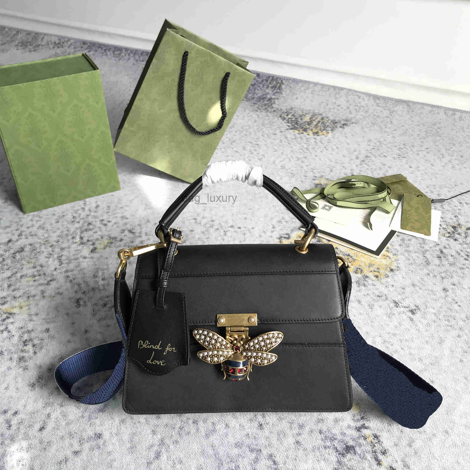 messenger New bag fashion designer women's versatile Classic Pearl bee color matching flip hand shoulder, Customize
messenger New bag fashion designer women's versatile Classic Pearl bee color matching flip hand shoulder, Customize