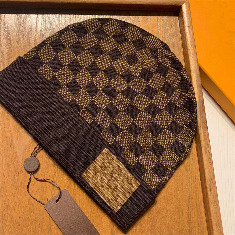 2022 classic designer Fashion beanie hats men autumn winter hot style and women universal knitted cap autumn wool outdoor quality warm skull caps 6625
2022 classic designer Fashion beanie hats men autumn winter hot style and women universal knitted cap autumn wool outdoor quality warm skull caps 6625