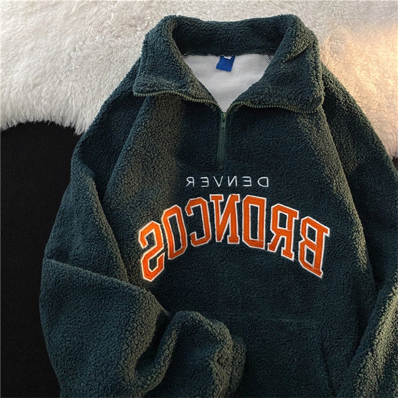 Women's Hoodies Sweatshirts Winter Vintage Punk retro fashion design half zipper high neck sweater women loose plus velvet thick polar fleece jacket 220901
Women's Hoodies Sweatshirts Winter Vintage Punk retro fashion design half zipper high neck sweater women loose plus velvet thick polar fleece jacket 220901
