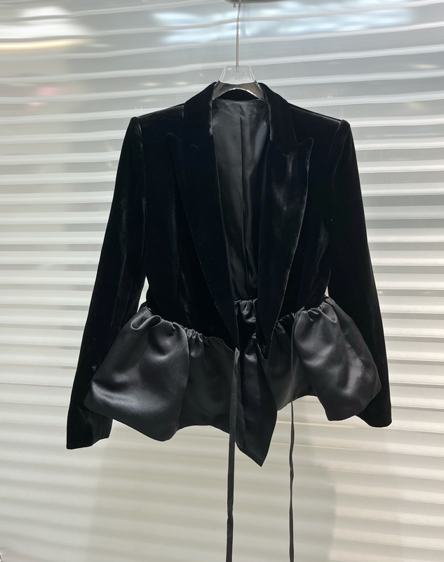 Womens Jackets women fashion high quality long sleeve lapel laceup jacket 0822 220901