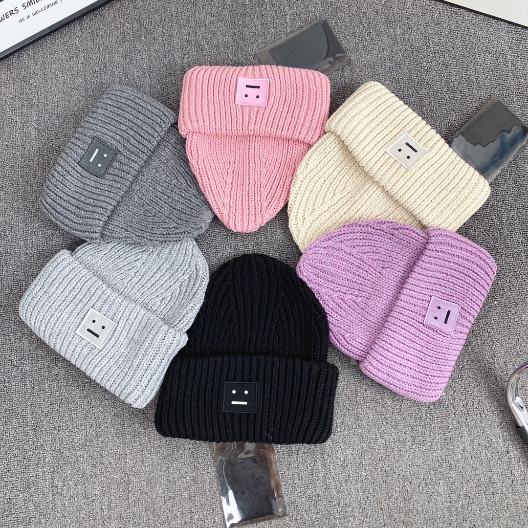 Women's fashion brand designer sewing hats Men's wool fleece solid color smiley hats Couples autumn outdoor travel bucket hat, Grey
Women's fashion brand designer sewing hats Men's wool fleece solid color smiley hats Couples autumn outdoor travel bucket hat, Grey