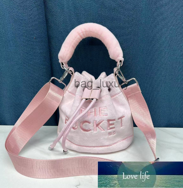 Cross Body Fashion Retro Trendy Bucket Bag for women Portable Simple Messenger Bags, As pic
Cross Body Fashion Retro Trendy Bucket Bag for women Portable Simple Messenger Bags, As pic