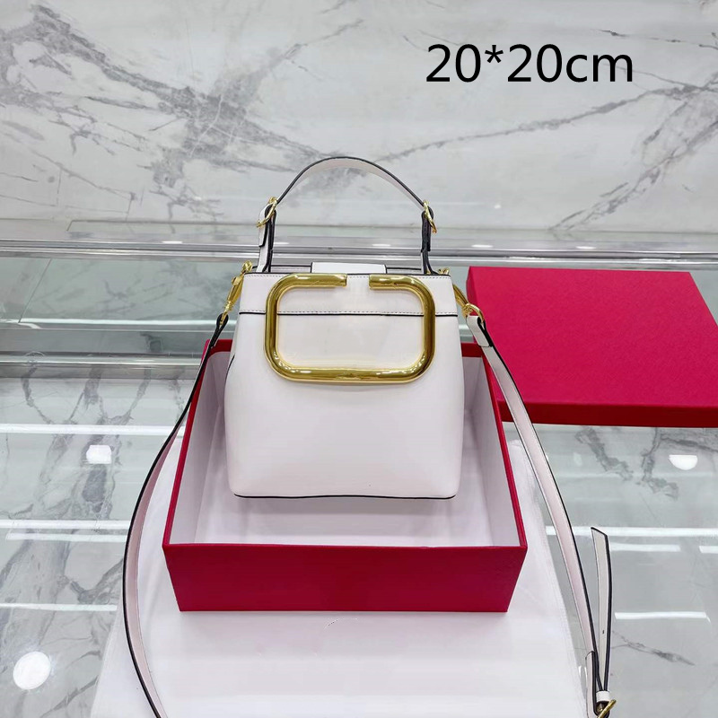 mini designer bags Loco Bags luxury handbag crossbody tote bag fashion woman handbags totes shoulder purses 5A 2022, Box(could get damaged)
mini designer bags Loco Bags luxury handbag crossbody tote bag fashion woman handbags totes shoulder purses 5A 2022, Box(could get damaged)