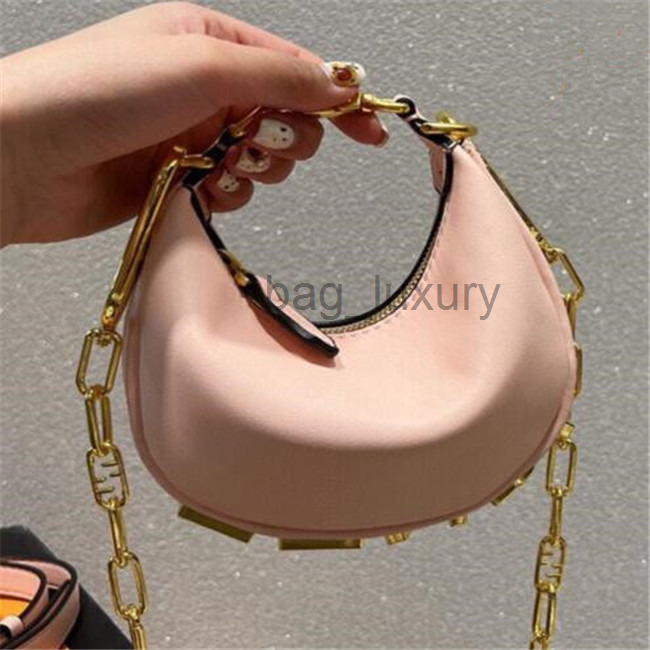 Hobo Designer Wrist Bag Half Moon Zip Fastening Vintage Bottom Golden Metal Letter Luxurys Cross Body Top Quality Womens Clutch Bag, Customize
Hobo Designer Wrist Bag Half Moon Zip Fastening Vintage Bottom Golden Metal Letter Luxurys Cross Body Top Quality Womens Clutch Bag, Customize