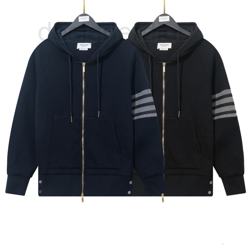 Men's Hoodies & Sweatshirts designer Correct version of autumn new TB star net red same waffle men's and women's hooded cardigan thickened sweater jacket QYMN, 2# packing bag
Men's Hoodies & Sweatshirts designer Correct version of autumn new TB star net red same waffle men's and women's hooded cardigan thickened sweater jacket QYMN, 2# packing bag