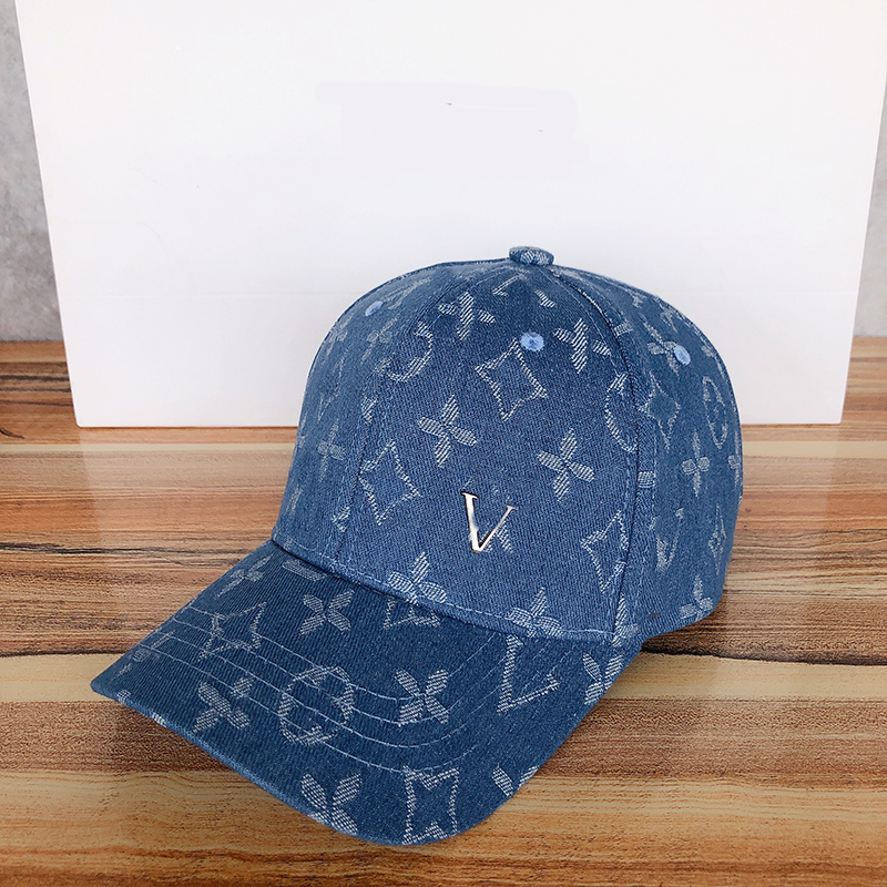 Ball Caps Designer baseball cap men's and women's hat brand printed sun caps metal letters fashion luxury leisure design hat blue color dye wash T2302034
Ball Caps Designer baseball cap men's and women's hat brand printed sun caps metal letters fashion luxury leisure design hat blue color dye wash T2302034
