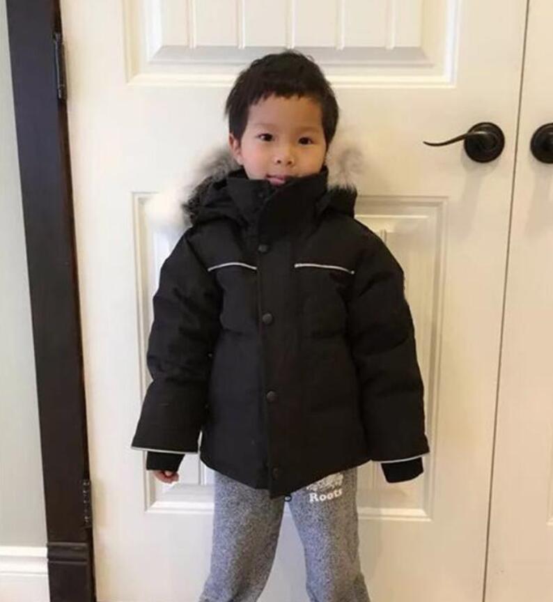 kids luxury brand Down Coat winter Canadian desgienr parka kid down long sleeve thick warm parkas downs girl boy jacket children jackets coats, Ordinary bag
kids luxury brand Down Coat winter Canadian desgienr parka kid down long sleeve thick warm parkas downs girl boy jacket children jackets coats, Ordinary bag