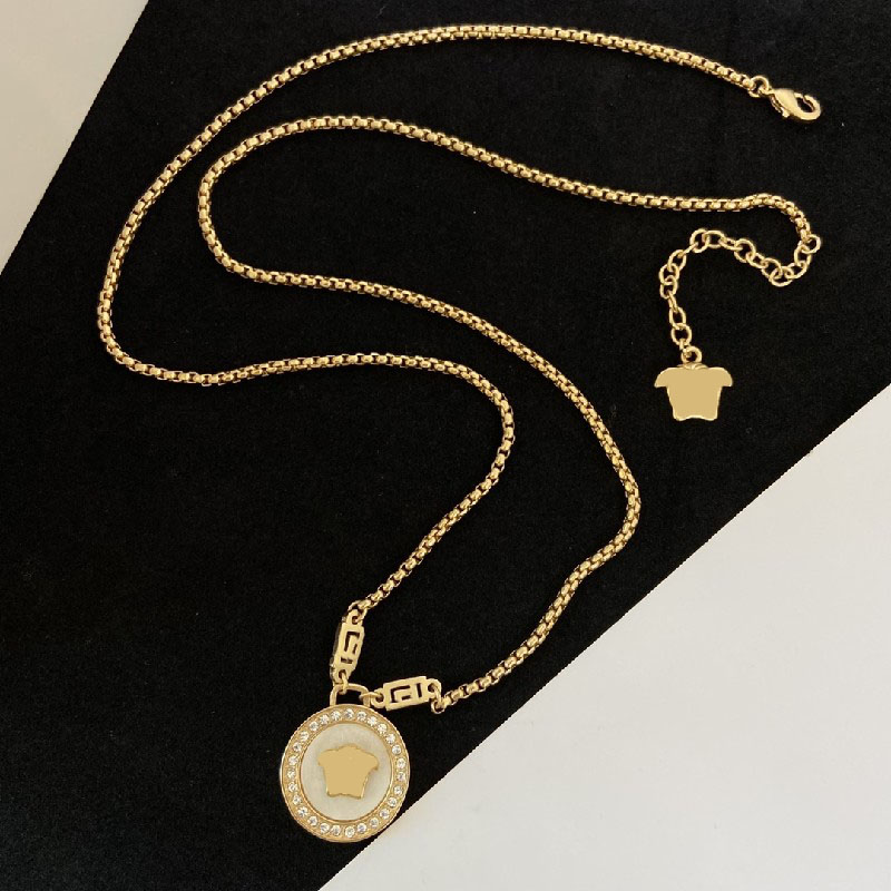 Trendy Diamond Round Head Necklace Luxury Designer Necklaces Chain Men Women Lady Party Wedding Gift Jewelry Gift With Box
Trendy Diamond Round Head Necklace Luxury Designer Necklaces Chain Men Women Lady Party Wedding Gift Jewelry Gift With Box