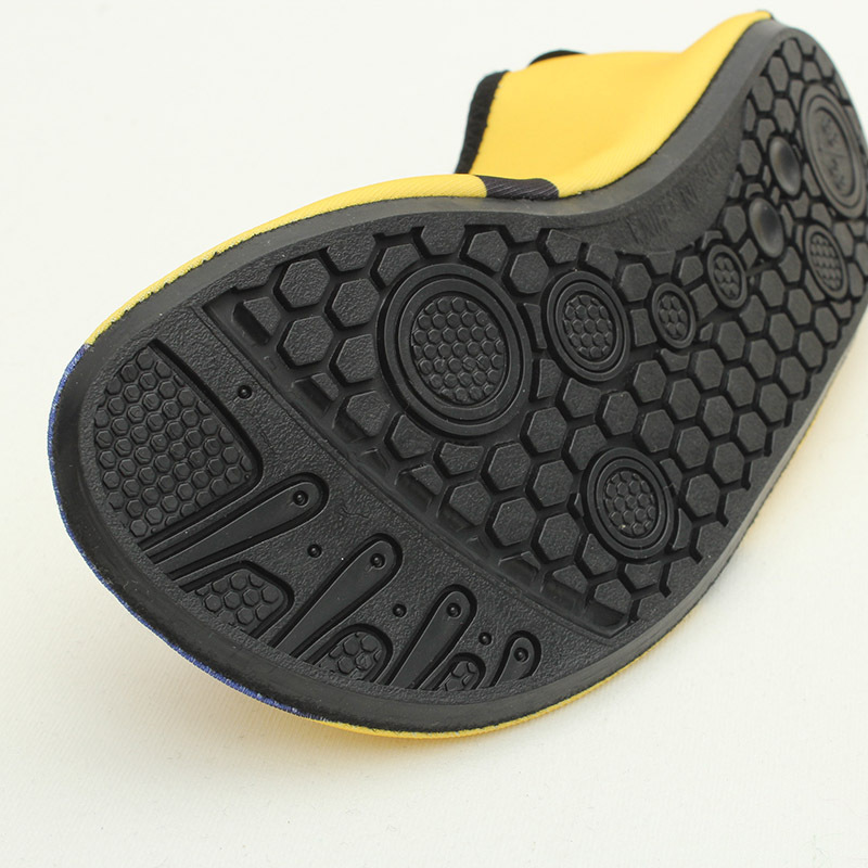 Slipper Kocotre Children Beach Shoes Light Home Slippers Kids Swimming Shoes Soft Sole Girls Boys Indoor Footwear Non-slip Shoes Seaside 220902