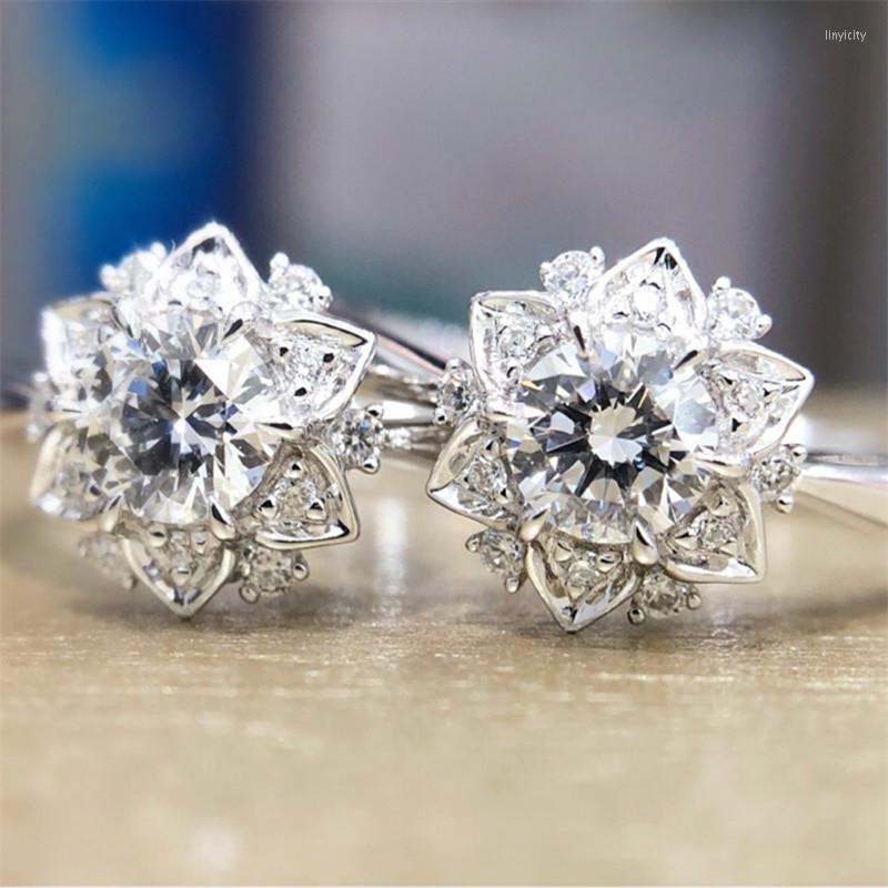 Wedding Rings 2022 Luxury Flower Simulation Zircon Ring Europe And The United States Full Diamond Retro Inlaid Love Gift
Wedding Rings 2022 Luxury Flower Simulation Zircon Ring Europe And The United States Full Diamond Retro Inlaid Love Gift
