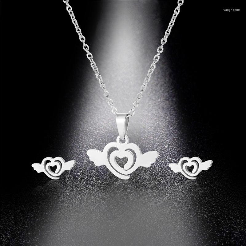 Necklace Earrings Set Stainless Steel Female Two-piece Jewelry Fashion Love Angel Temperament Net Red Clavicle Chain Earring, Picture shown
Necklace Earrings Set Stainless Steel Female Two-piece Jewelry Fashion Love Angel Temperament Net Red Clavicle Chain Earring, Picture shown