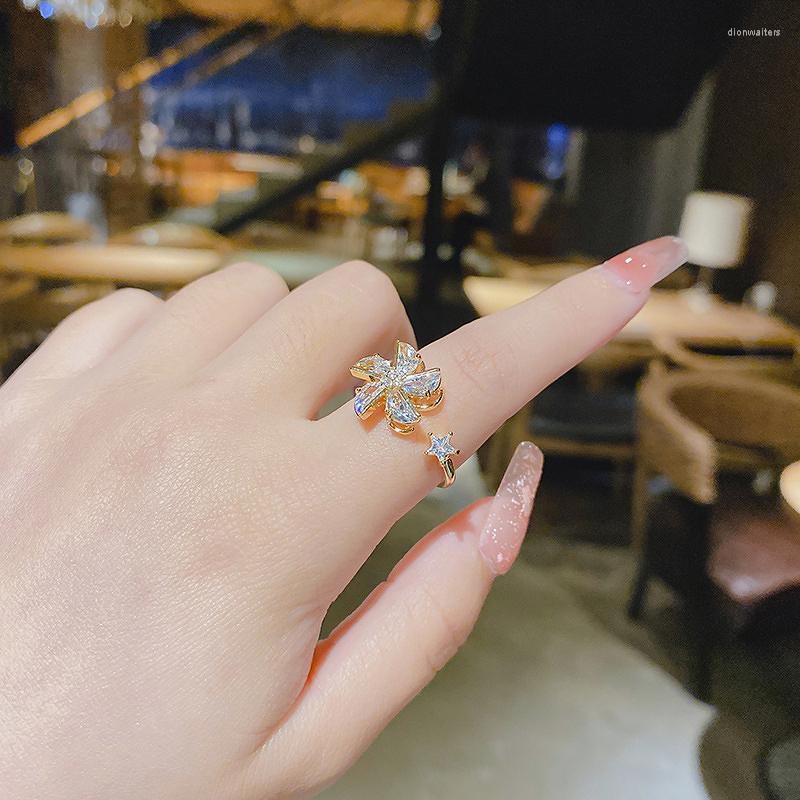 Wedding Rings Rotating Ring Fidget Spinner Women Pinwheel Flower Copper Mosaic Zircon Adjustable Fashion Crystal Birthday Gifts
Wedding Rings Rotating Ring Fidget Spinner Women Pinwheel Flower Copper Mosaic Zircon Adjustable Fashion Crystal Birthday Gifts