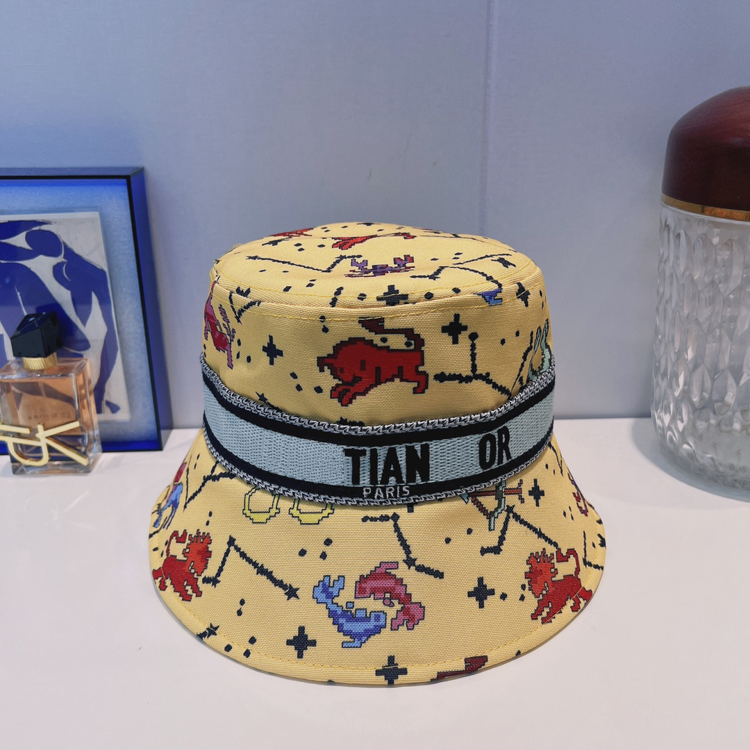 Desingers bucket hats Luxurys Wide Brim Hats solid colour letter sunhats fashion trend travel buckethats High Quality hundred hat very good 5 styles, Yellow
Desingers bucket hats Luxurys Wide Brim Hats solid colour letter sunhats fashion trend travel buckethats High Quality hundred hat very good 5 styles, Yellow