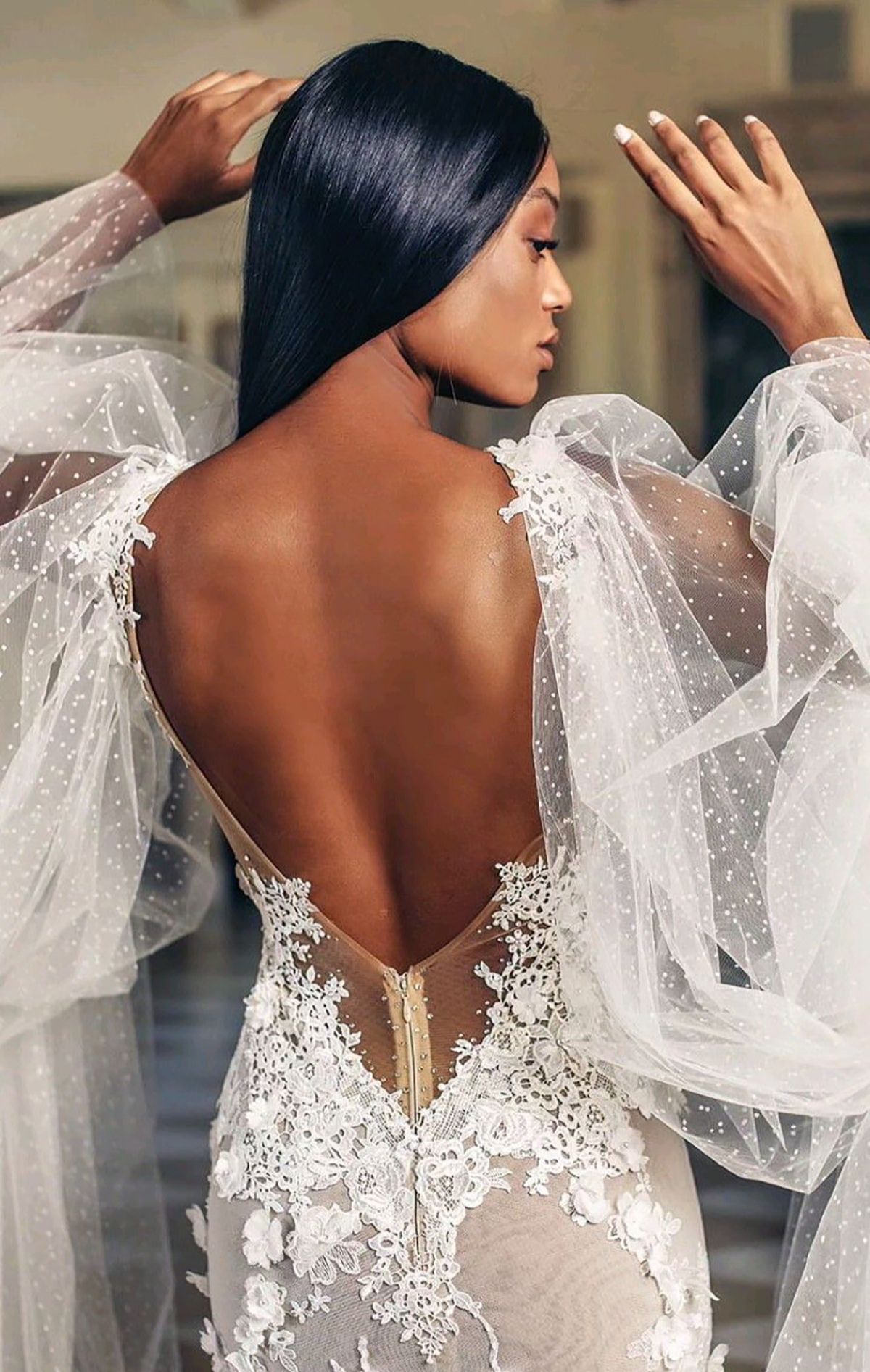 Sexy Deep V Neck Mermaid Wedding Dresses Floral Applique Bridal Gowns Custom Made Plus Size Illusion Full Sleeve Formal Dress