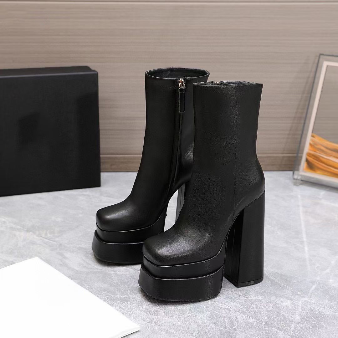 Meduza Aevitas Intrico Leather tall platform Ankle Boots Side Zipper Square Toe block heels booties chunky luxury designer Runway shoes for women factory footwear, Black
Meduza Aevitas Intrico Leather tall platform Ankle Boots Side Zipper Square Toe block heels booties chunky luxury designer Runway shoes for women factory footwear, Black