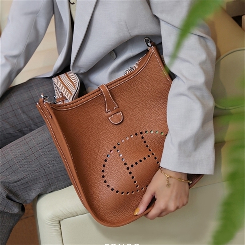 Designer Bags Evelyn Herme Sew Ge all hand customized Evelyn 29 imported TC leat 18lil, 29cm elephant grey same color shoulder s
Designer Bags Evelyn Herme Sew Ge all hand customized Evelyn 29 imported TC leat 18lil, 29cm elephant grey same color shoulder s