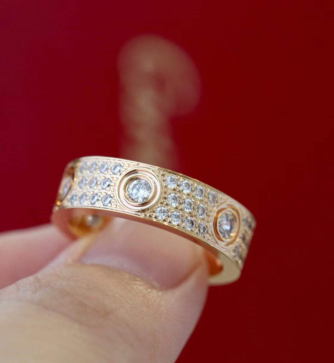 Luxury quality charm band ring with diamond in 18k rose gold plated have box stamp PS7064A
Luxury quality charm band ring with diamond in 18k rose gold plated have box stamp PS7064A