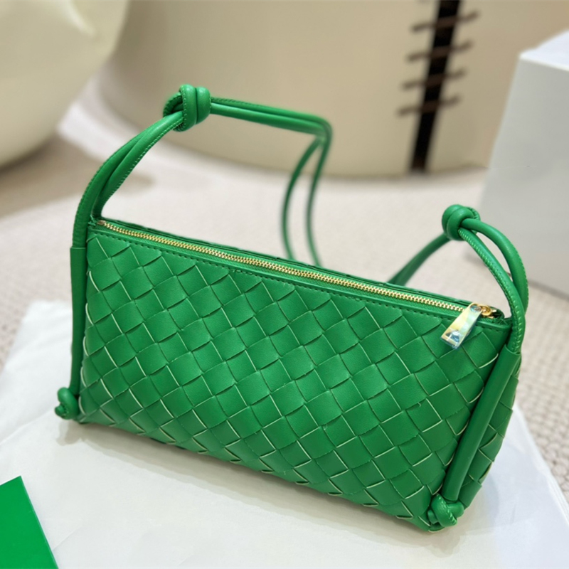 Women Shoulder Bag Woven Designer Handbag Knot Knitting Green B Crossbody Bags Mens Handbags Black Totes Under Shoulder Hobo Pouch 0902, More bubble protection
Women Shoulder Bag Woven Designer Handbag Knot Knitting Green B Crossbody Bags Mens Handbags Black Totes Under Shoulder Hobo Pouch 0902, More bubble protection