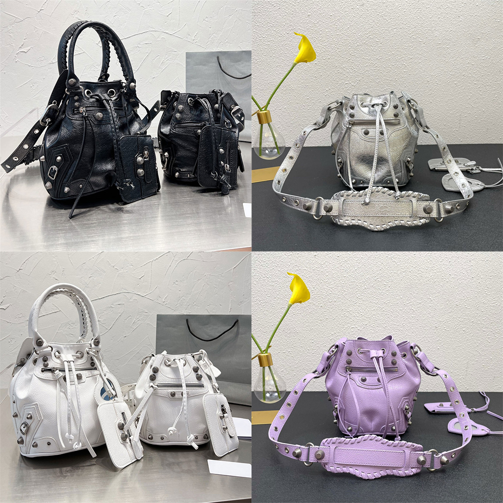 Le Cagole XS Bucket Bag Arena leather designer aged-silver hardware handbag removable heart mirror rivet decoration crossbody shoulder motorcycle bag, I need see other product
Le Cagole XS Bucket Bag Arena leather designer aged-silver hardware handbag removable heart mirror rivet decoration crossbody shoulder motorcycle bag, I need see other product