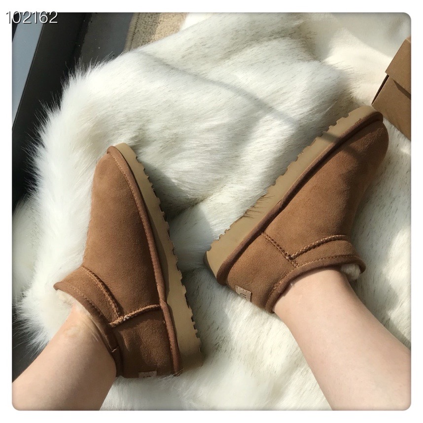 Warm Boots Snow Boot Ankle Boots Classic Short Womens Mini Half Leather Winter Fluffy Furry Satin Booties Slippers Us4-12, Grey
Warm Boots Snow Boot Ankle Boots Classic Short Womens Mini Half Leather Winter Fluffy Furry Satin Booties Slippers Us4-12, Grey